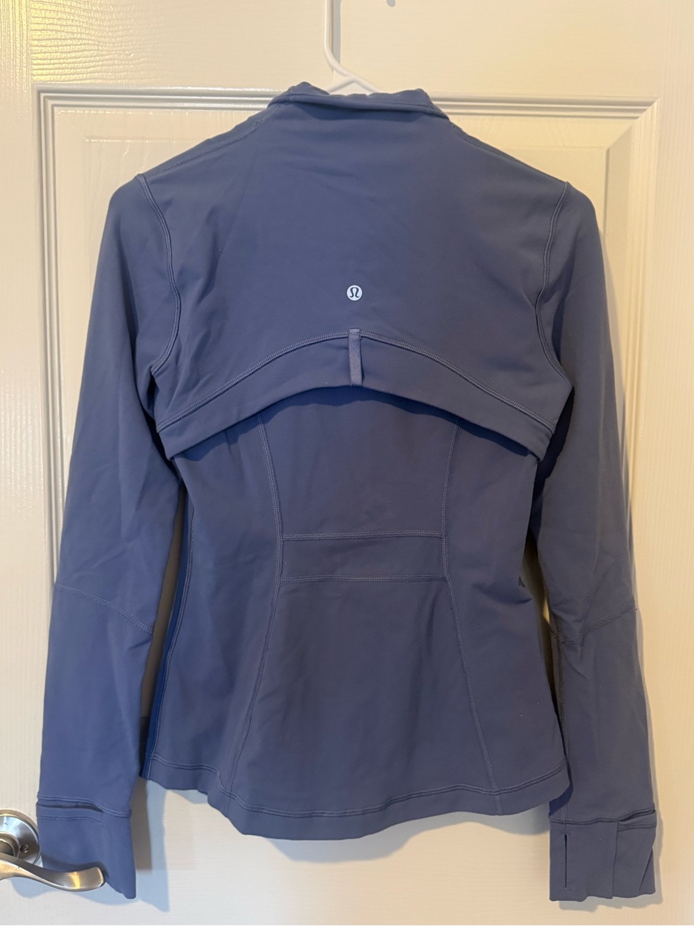 Lululemon Define Jacket *Nulu
Water Drop Size 6 - Picture 8 of 8